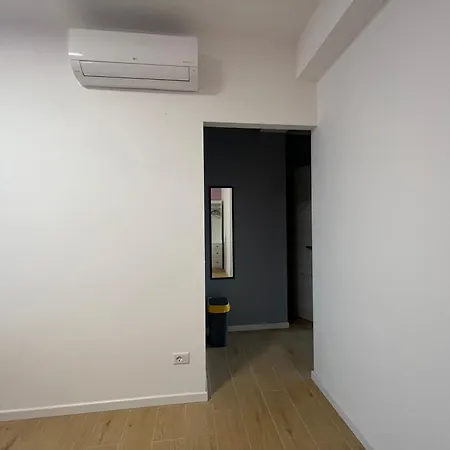 Momo House Citylife Apartment *